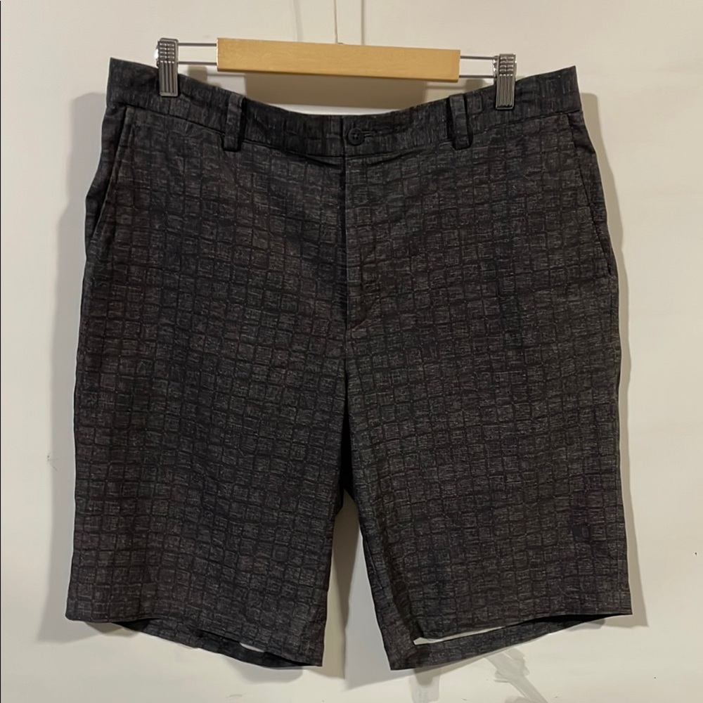 Nike Men's Gray Flat Front Shorts